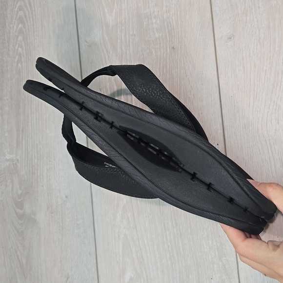 Olukai Mens Ohana Thong Black Flip Flops Sandals Shoes Sz 10 main image 5